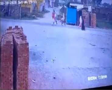 दिन दहाडे दो युवकों पर जानलेवा हमला