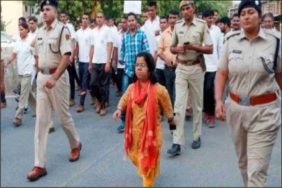आरती डोगरा एक मिसाल - बुलंद हौसला इंसान को बड़े से बड़े ओहद तक ले जा सकता है