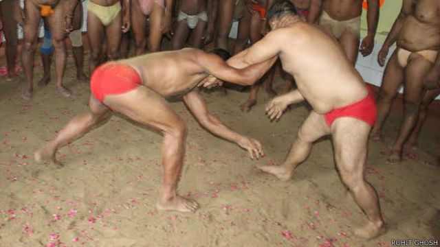 दंगल में टूटी उत्तराखण्ड के पहलवान की गर्दन मौके पर मौत