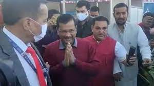 उत्तराखण्ड पहुंचे सीएम केजरीवाल