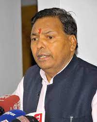 परिवहन निगम के 14 अधिकारियों के तबादलों पर लगी रोक