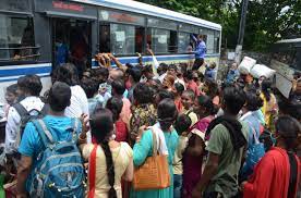 बहनों को यात्रा कराने में रोडवेज में मारमारी