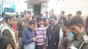 ठाकुरद्वारा ब्रेकिंग - दिनदहाडे युवक की गोली मार कर हत्या