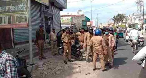 नगर में जीएसटी टीम की छापेमारी 5 स्थान सील