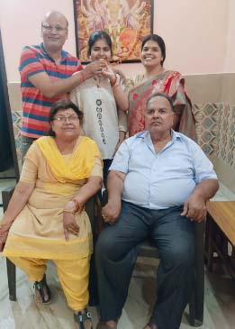 अंबिका ने 12वीं में 99.4 अंक हासिल की किया नाम रोशन