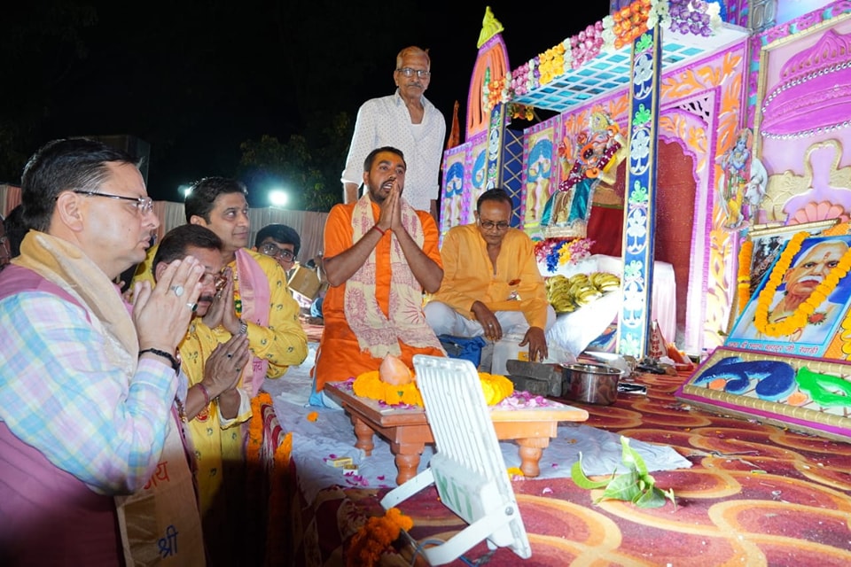 मुख्यमंत्री ने की टनकपुर में खाटू श्याम दरबार के दर्शन व पूजा-अर्चना