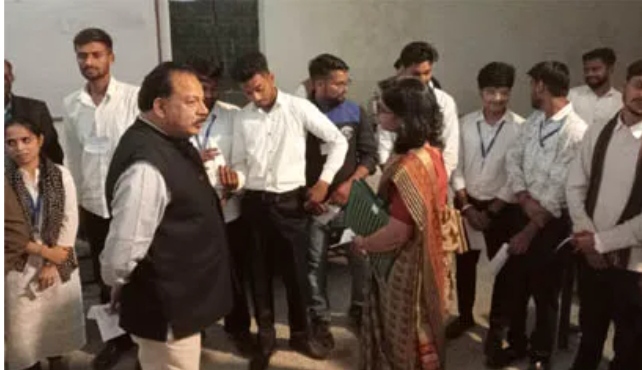 अमन शर्मा छात्रसंघ अध्यक्ष व उपाध्यक्ष आकाश चौहान चुने गए