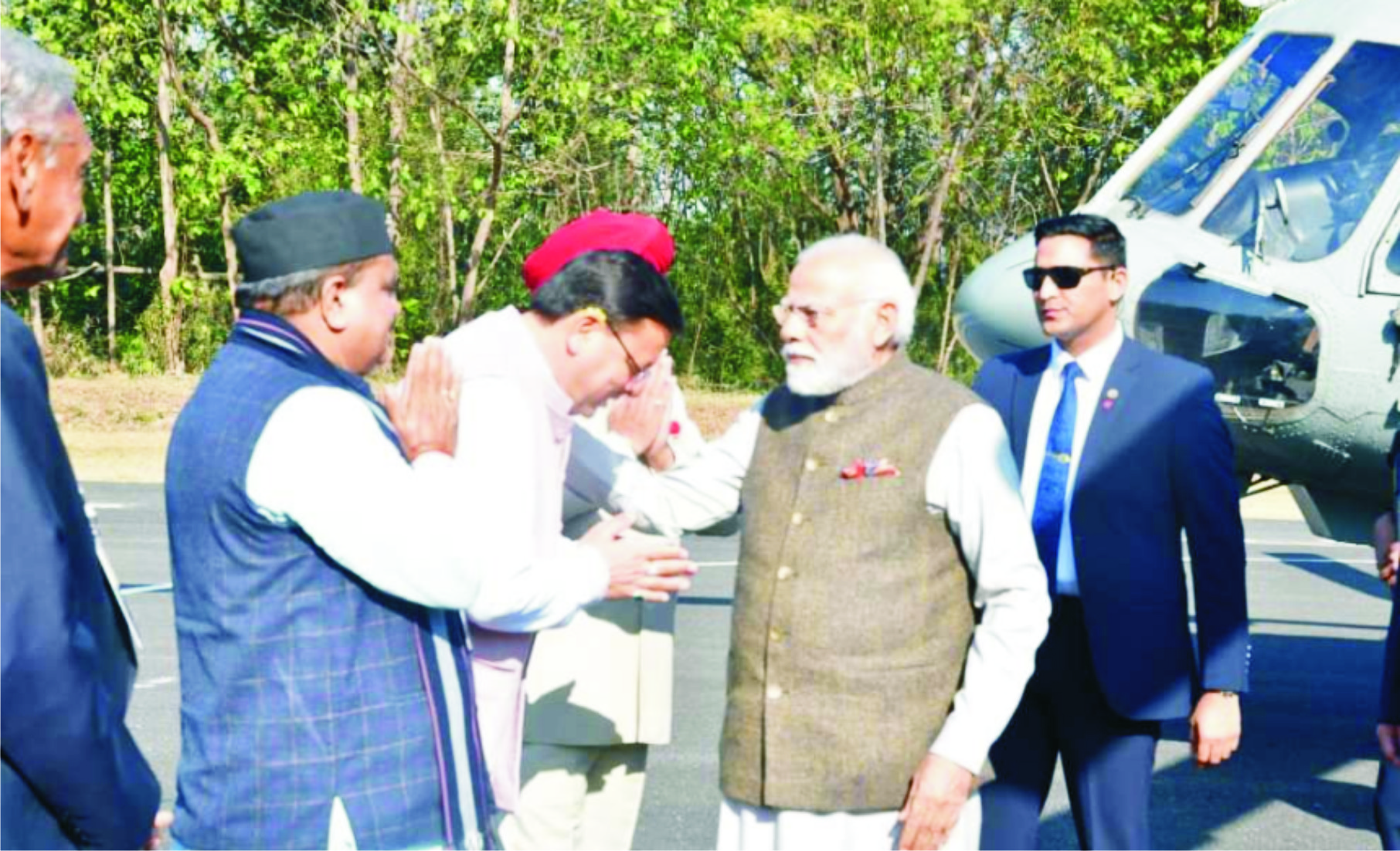 मुख्यमंत्री ने किया पीएम मोदी का स्वागत