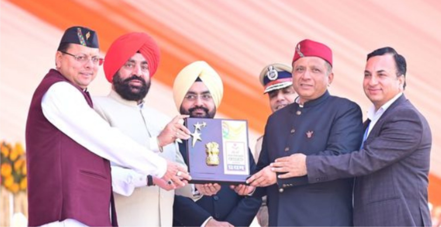 75वें गणतंत्र दिवस की परेड में सूचना विभाग की झांकी को मिला पहला स्थान