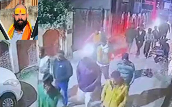 गगन कांबोज के घर के बाहर सर तन से जुदा के नारे लगाते हुए पत्थरबाजी