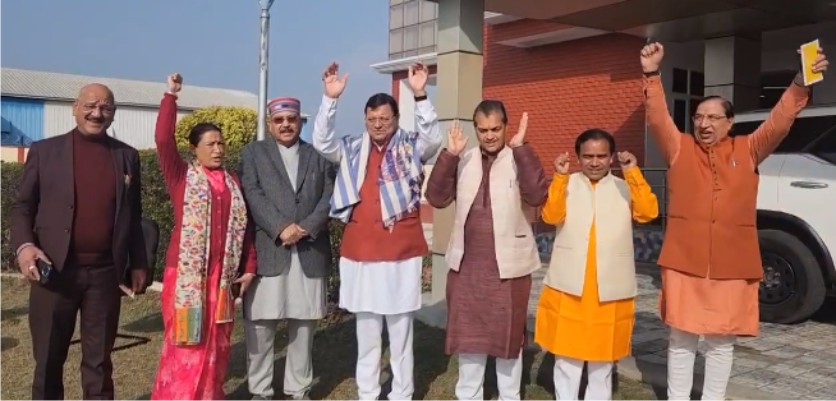 मुख्यमंत्री पुष्कर सिंह धामी मंत्रिमंडल के साथ आज अयोध्या रवाना