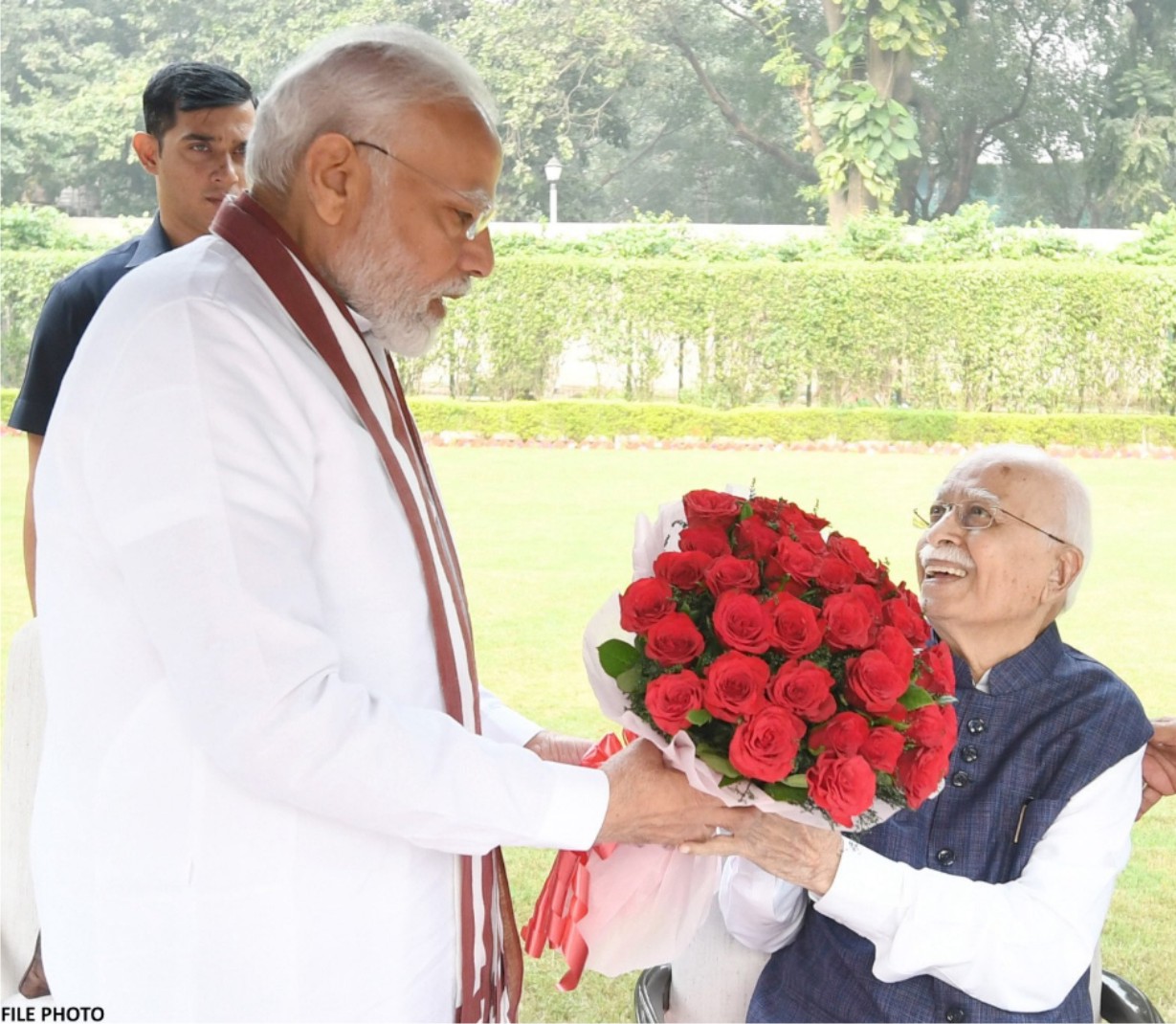 लालकृष्ण आडवाणी को मिलेगा भारत रत्न, पीएम मोदी ने दी बधाई