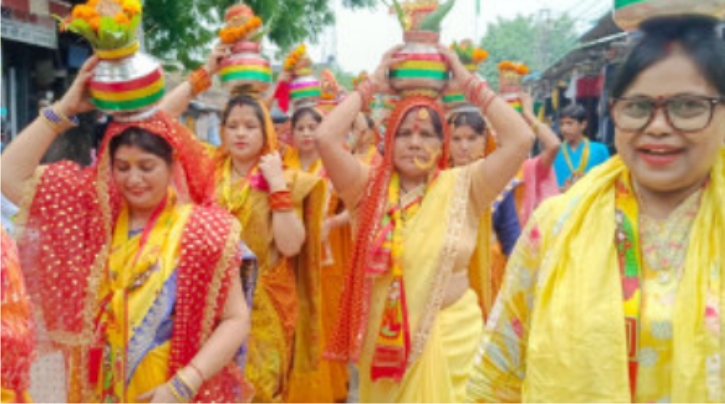 कलश यात्रा के साथ श्रीमद् भागवत कथा का शुभारम्भ