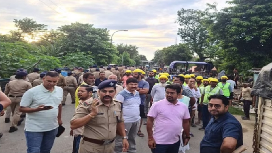रामनगर मंडी के बाहर चला बुलडोजर…