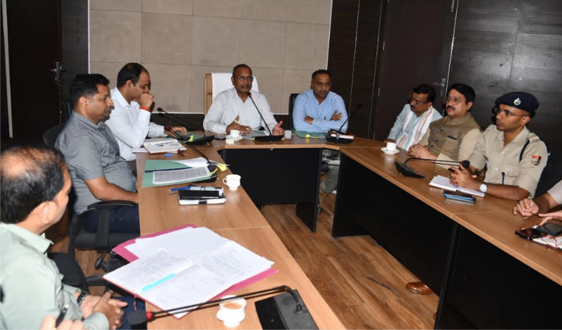 जिले में स्वतंत्रता दिवस को भव्यता व हर्षाेल्लास से मनाने को लेकर कार्यक्रम की रूपरेखा तैयार करने हेतु बैठक