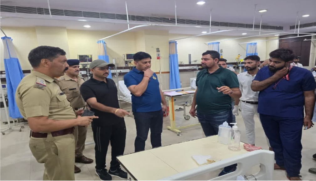 एक नामी कंपनी में फायरिंग पांच कर्मचारी घायल