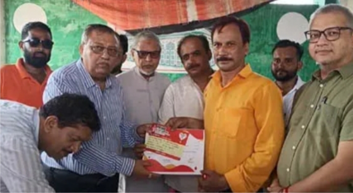 प्राइम हॉस्पिटल के सौजन्य से स्वास्थ्य व रक्तदान शिविर का आयोजन
