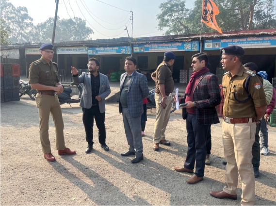 काशीपुर पहुंच निर्वाचन अधिकारी ने किया नवीन फल मंडी समिति मैं स्ट्रांग रूम एवं मतगणना स्थल की तैयारियों का स्थलीय निरीक्षण