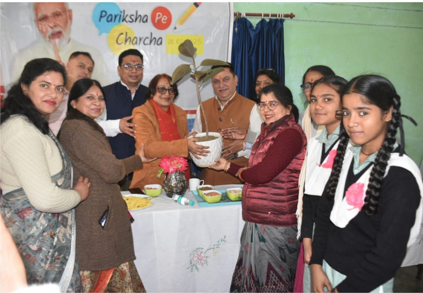 महापौर दीपक बाली का अभिनंदन समारोह लगातार जारी