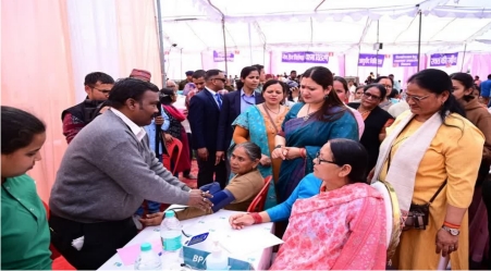 निजी संस्था द्वारा टनकपुर में निशुल्क स्वास्थ्य शिविर का आयोजन