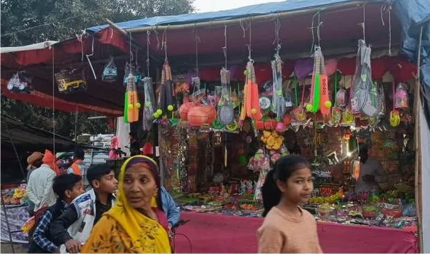 काशीपुर: मोटेश्वर महादेव मंदिर पर मेला लगकर तैयार अभी से जलाभिषेक के लिए लगने लगी भीड़