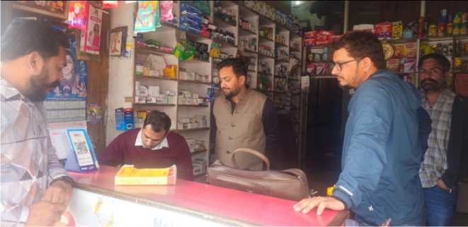 काशीपुर: मेडिकल स्टोरों पर छापेमारी एक मेडिकल स्टोर सील, कई के लाइसेंस निलंबित