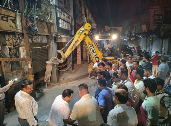दिन-रात मेहनत कर महापौर दीपक बाली काशीपुर को आधुनिक और सुंदर बनाने में लगे