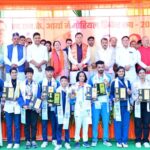 मुख्यमंत्री पुष्कर सिंह धामी ने नैनीताल स्थित डीएसए मैदान में आयोजित कार्यक्रम में किया प्रतिभाग