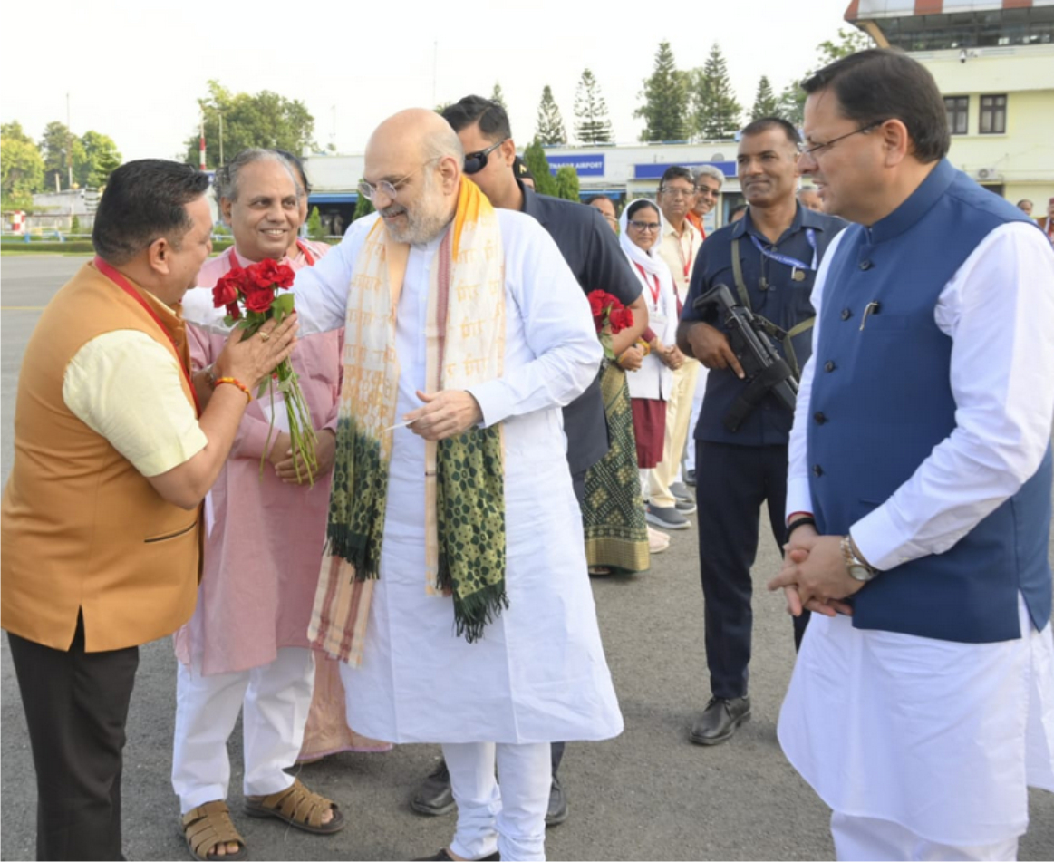 उत्तराखंड निवेश उत्सव में काशीपुर के महापौर दीपक बाली को गृहमंत्री अमित शाह और बाबा रामदेव ने दिया आशीर्वाद
