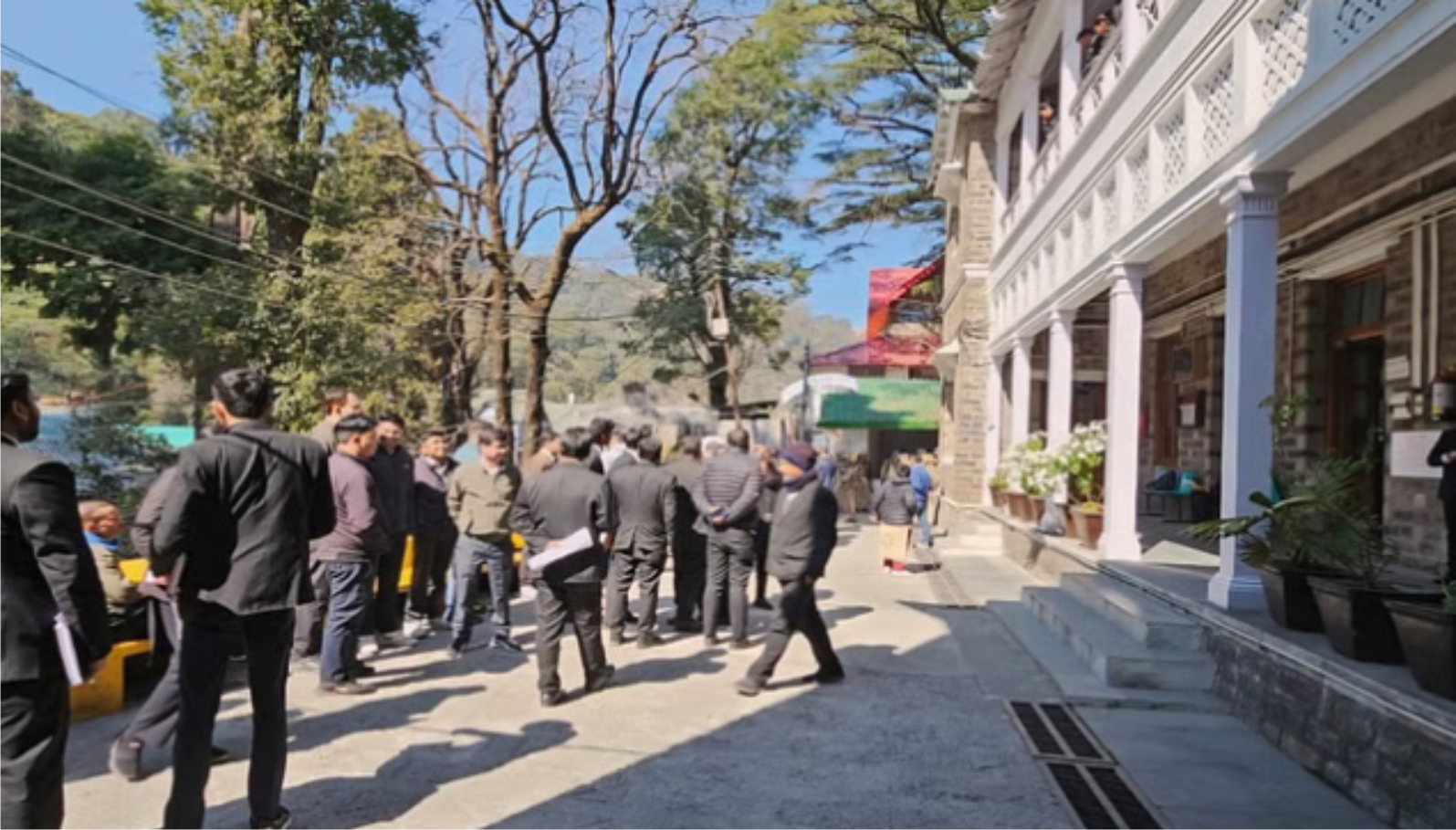 बड़ी खबर - नैनीताल जिला न्यायालय को बम से उड़ाने की मिली धमकी, पुलिस प्रशासन अलर्ट