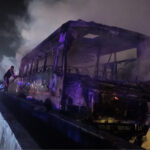 ब्रेकिंग न्यूज -देहरादून-हरिद्वार हाईवे पर भयानक हादसा, बस पूरी तरह जली 15 लोग घायल