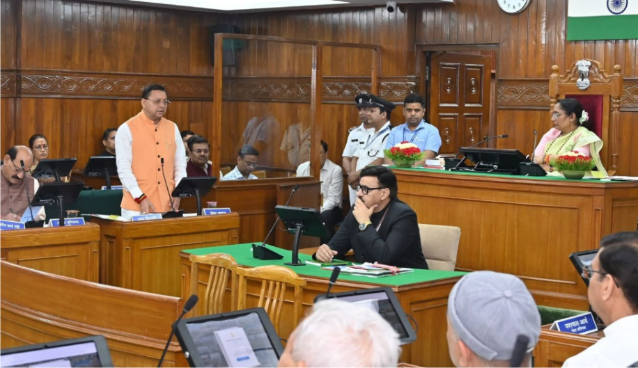 11 वर्षों में लिंगानुपात और बालिका शिक्षा में उल्लेखनीय परिवर्तन