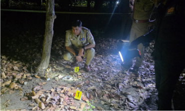 प्रेमनगर थाना क्षेत्र में देर रात को एक लूट, पुलिस की जवाबी फायरिंग में एक बदमाश घायल, थाना प्रभारी को भी गोली