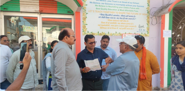 अपर जिलाधिकारी ने रुद्रपुर में सीलिंग की वाद ग्रस्त भूमि पर अवैध कब्जे का किया निरीक्षण