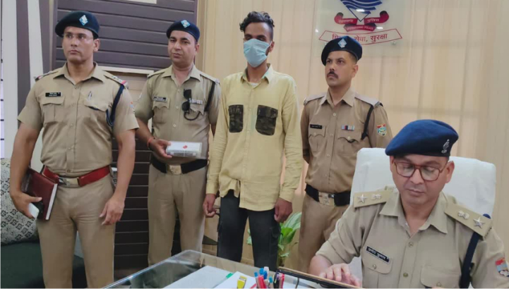 उत्तराखंड के सभी थानों को बम से उड़ाने की धमकी देने वाले आरोपी गिरफ्तार