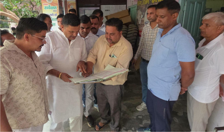 मंत्री राम सिंह कैड़ा ने किया जसपुर नगर पालिका का औचक निरिक्षण गैर हाजिर अधिकारियो पर कार्यवाही के दिए निर्देश