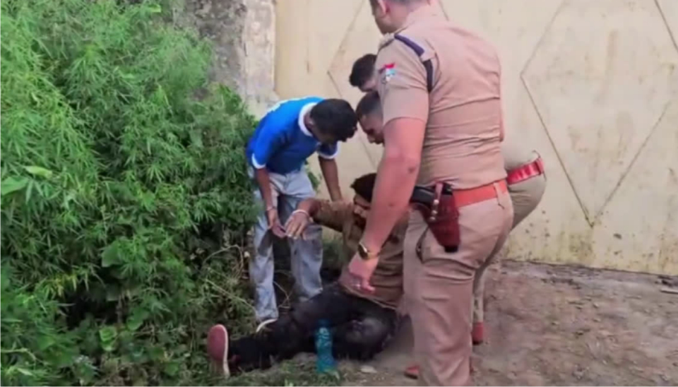 गदरपुर में दिनदहाड़े बदमाशों ने ताबड़तोड़ फायरिंग कर पूरे इलाके की दहशत