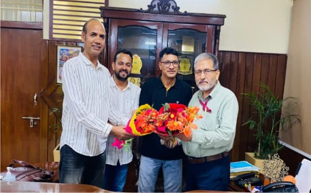नर्सिंग अधिकारियों, फार्मासिस्ट एवं अन्य संवर्ग कर्मचारियों का बढ़ा मानदेय