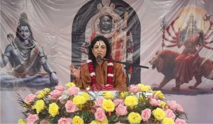 श्रीराम कथा अमृतपान करने बड़ी संख्या में चैती परिसर पहुंचे रहे श्रद्धालु