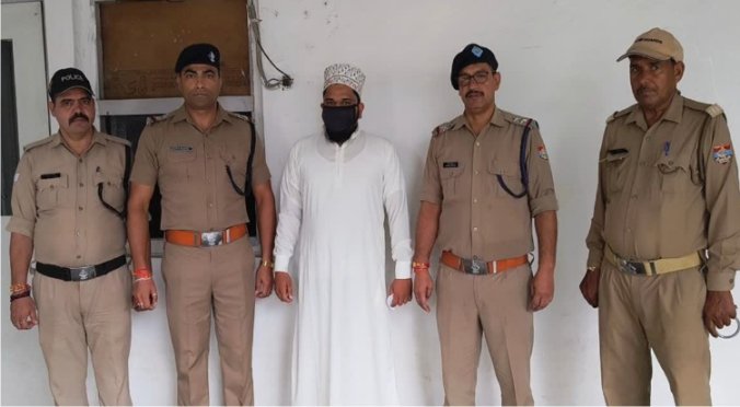 त्रिशूल चौक पर कथित भड़काऊ भाषण देने के मामले में मुफ्ती मुजीब गिरफ्तार