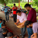 मां बाल सुंदरी मंदिर एवं मोटेश्वर महादेव मंदिर पर भण्डारे का आयोजन, मेयर ने भी किया प्रसाद ग्रहण