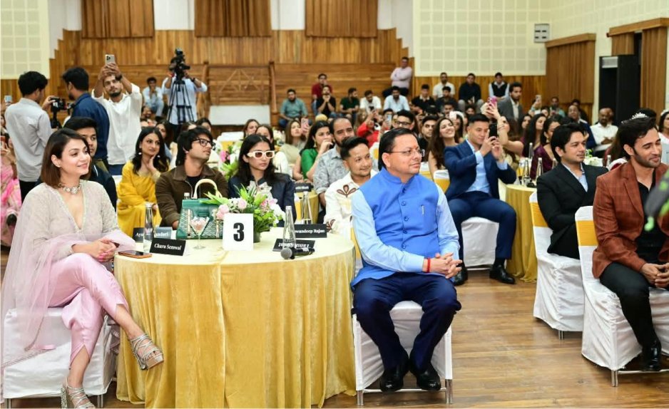 स्थानीय उत्पादों को देश-दुनिया तक पहुंचाने में सोशल मीडिया कंटेंट क्रिएटर्स महत्वपूर्ण भूमिका निभा - मुख्यमंत्री