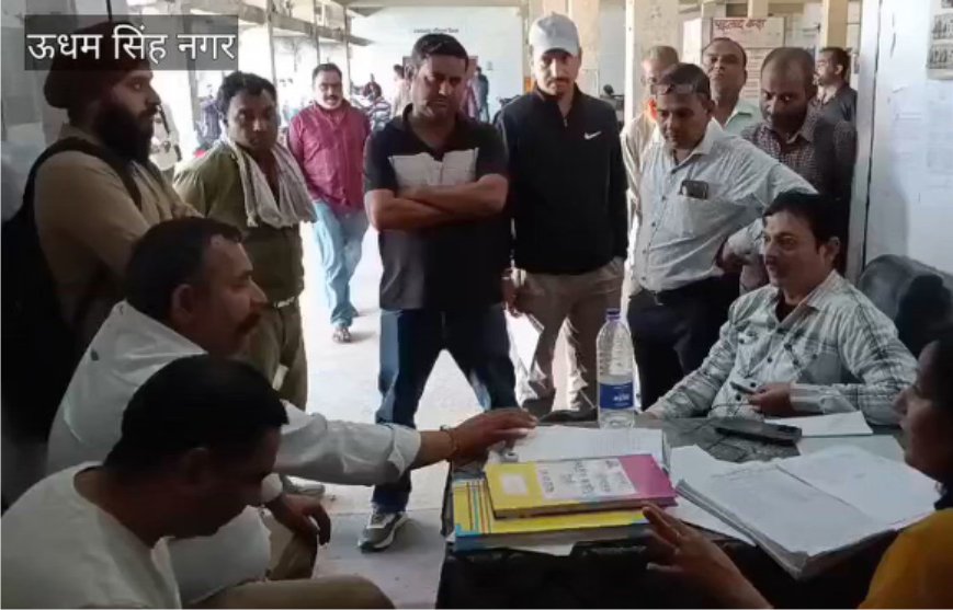 रोडवेज कर्मियों ने किया एक दिन का कार्य बहिष्कार